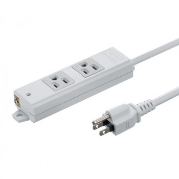 オフィスでの使用に最適な3P平行型、3Pプラグ仕様の電源タップです。電源状態が確認できる通電ランプ付きです。裏面にマグネットが付いているので、スチールのデスクなどに仮固定することができ便利です。差込口